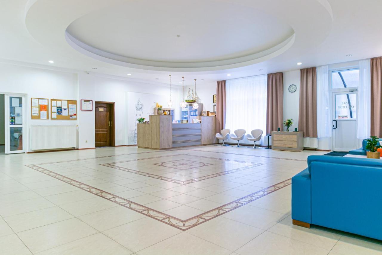 Baginscy Spa ポビエロボ エクステリア 写真