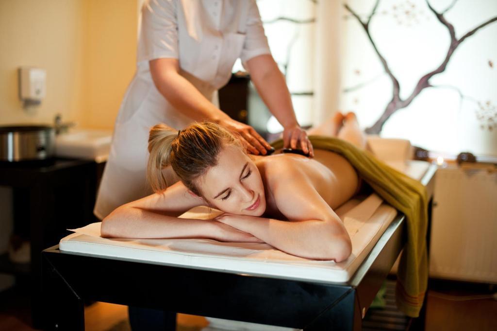 Baginscy Spa ポビエロボ エクステリア 写真